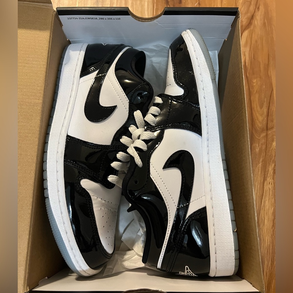 Jordan 1 Low SE